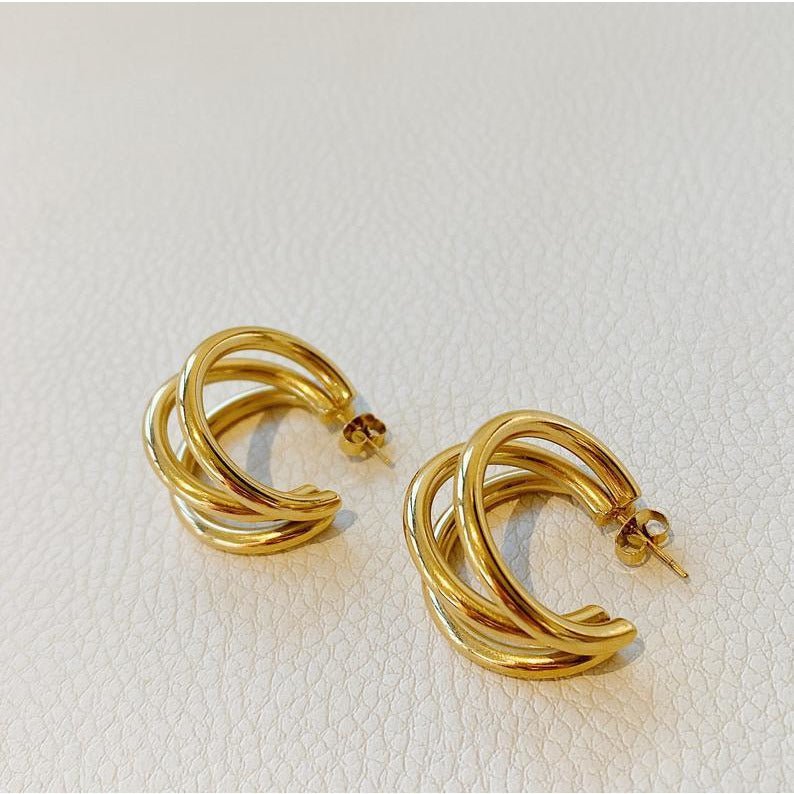 BYOU Jewelry - Dora Triple Gold Hoop Earrings – BYOUJEWELRY
