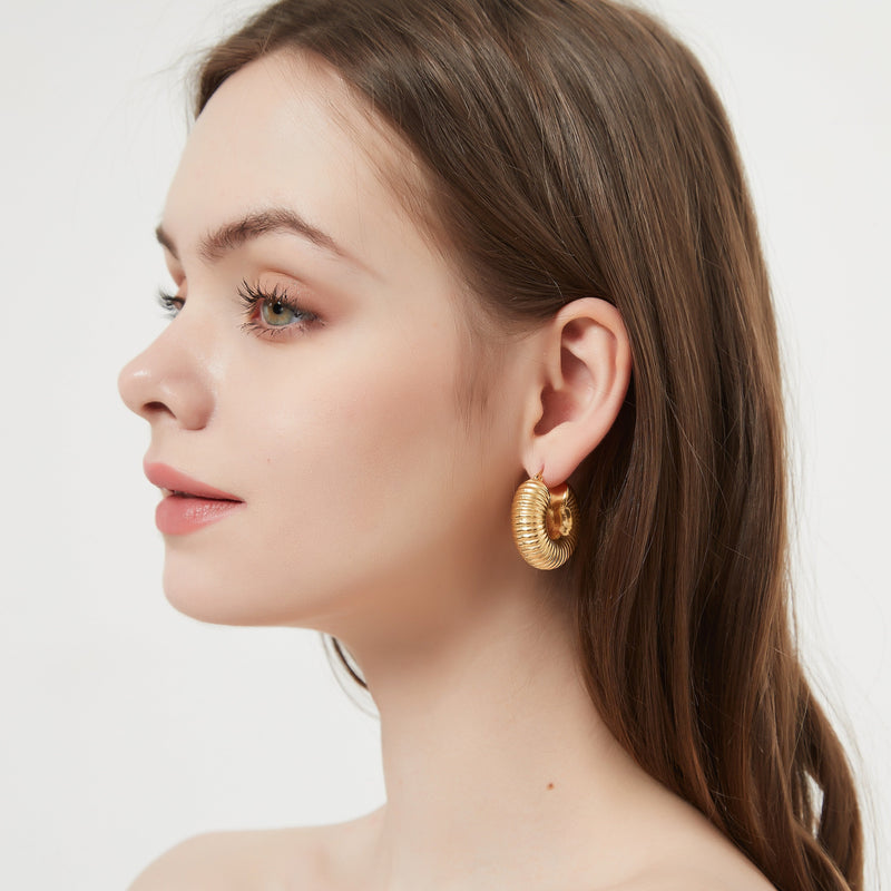 Ella Hoop Earrings - BYOUJEWELRY