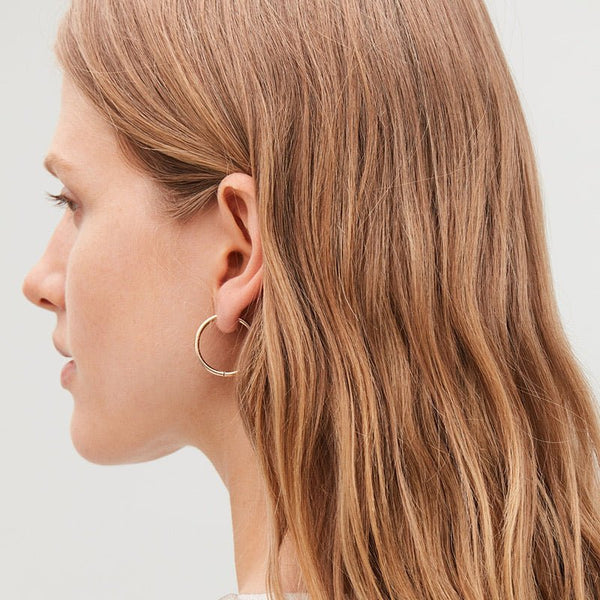 Faye 30mm Hoop Earrings - BYOUJEWELRY