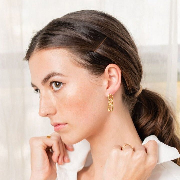 Lydie Gold Chain Link Earrings - BYOUJEWELRY